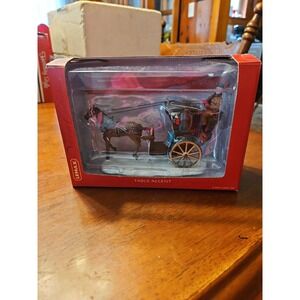 Lemax Christmas Village Figure - "Hansom Cab"